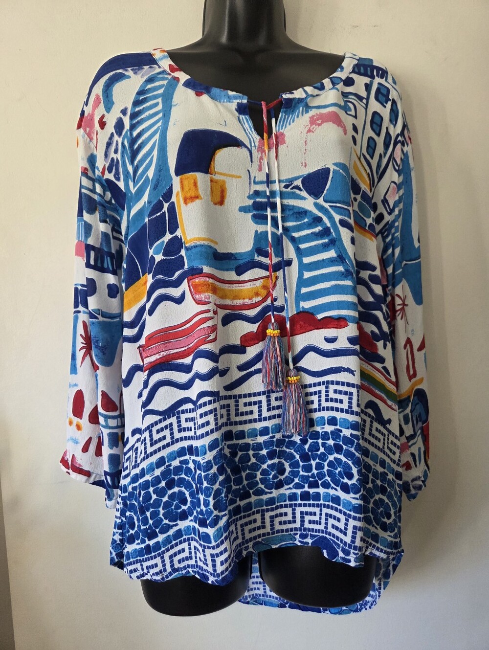 Orientique Vibrant Greek Island Theme Top